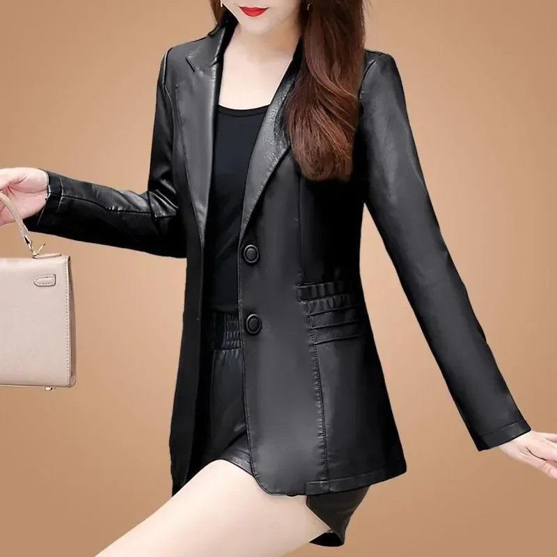 세련된 캐주얼 가죽 자켓 여성용 오버코트 새로운 가을 패션 슬림 짧은 오토바이 하이 엔드 정장 가죽 자켓 아웃웨어 XQ13