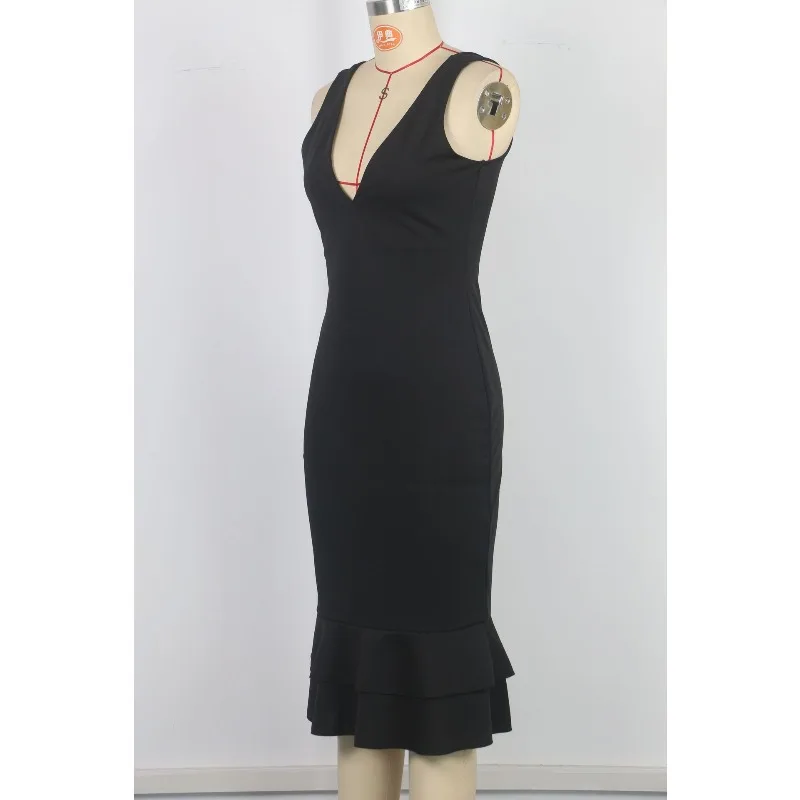 فستان صيفي للمرأة 2025 مثير بدون ظهر أسود Bodycon بدون أكمام وسحاب شق عالي الخصر حزمة نحيفة الوركين فساتين الحفلات الصغيرة