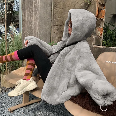 Women Faux Fur Coats Solid Fur Jackets Drawstring Zipper Hooded Long Sleeves Thick Warm Fur Loose Fit Casual 2025 Autumn Winter