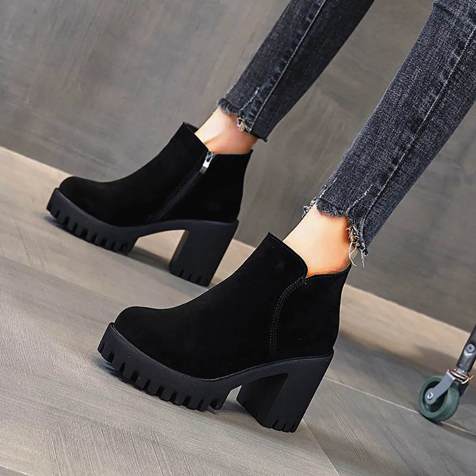 Buty Dla Kobiet Chunky Retro Buty Szorty Buty Damskie Buty do kostki Buty Damskie Buty Zimowe Dla Kobiet Z Obcasem