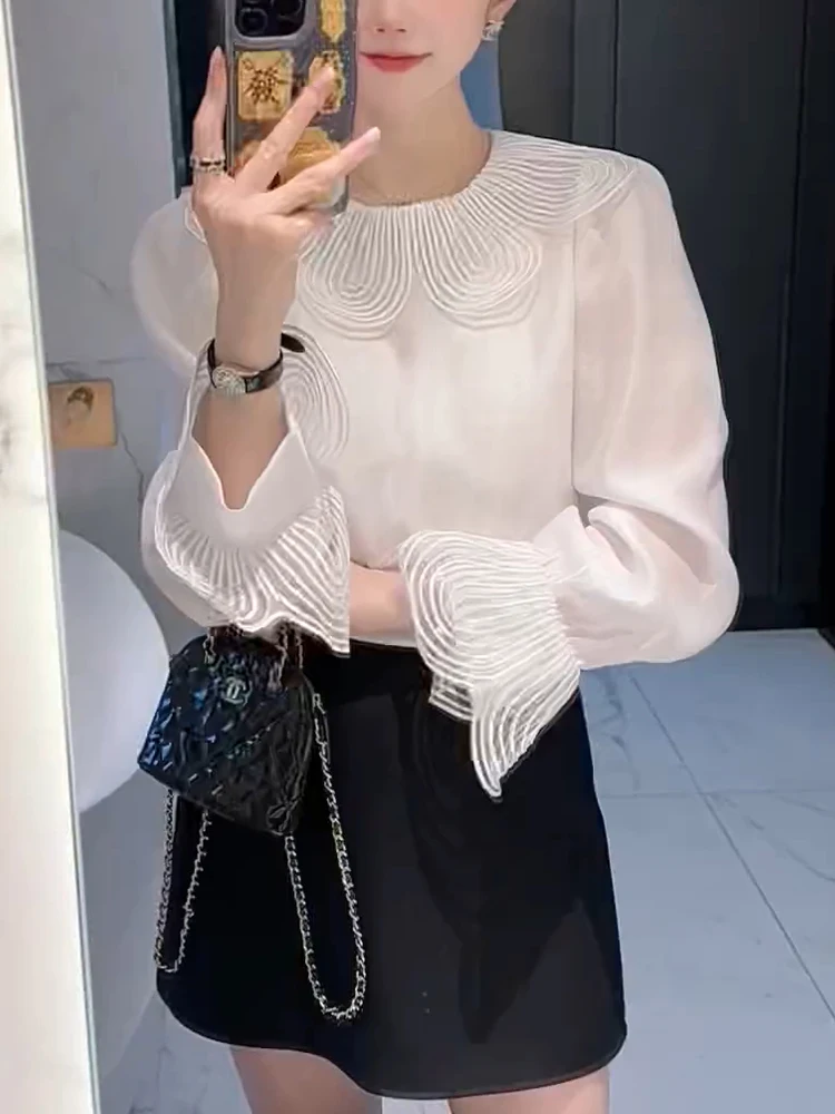 

Spring 2025 Faionable irt for plus Size Women Bell Sve Petal Collar Luxury T-irt Trendy Korean Sle Long Sve rou...