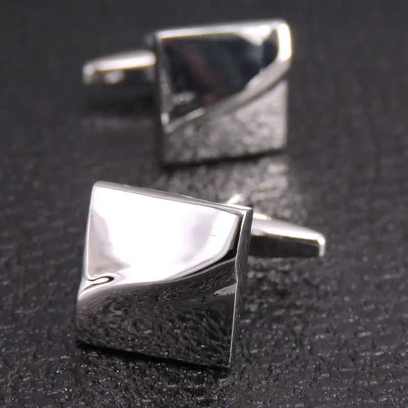 Cufflinks For Men Luxury Silvery Cuffs Retro Metal Cuff Links Mens French Square Button Shirts Business Jewelry Gift For Wedding