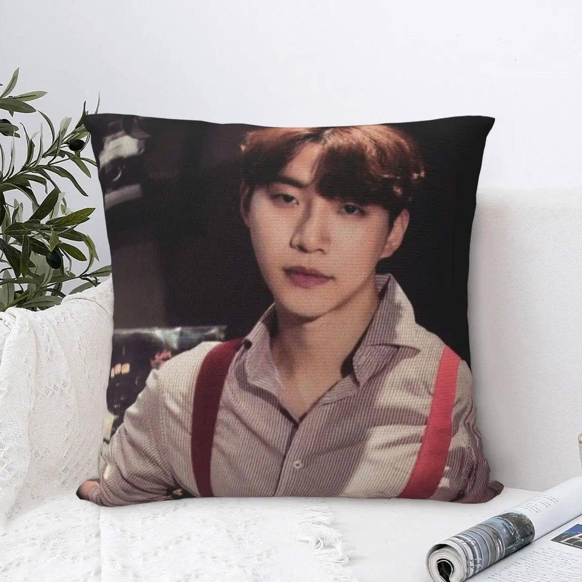 Lee Junho Pillow Cover Singer Vintage Pillow Case For Office Car Home Decorative Cushion Cover Square Pillowcases Gift Idea