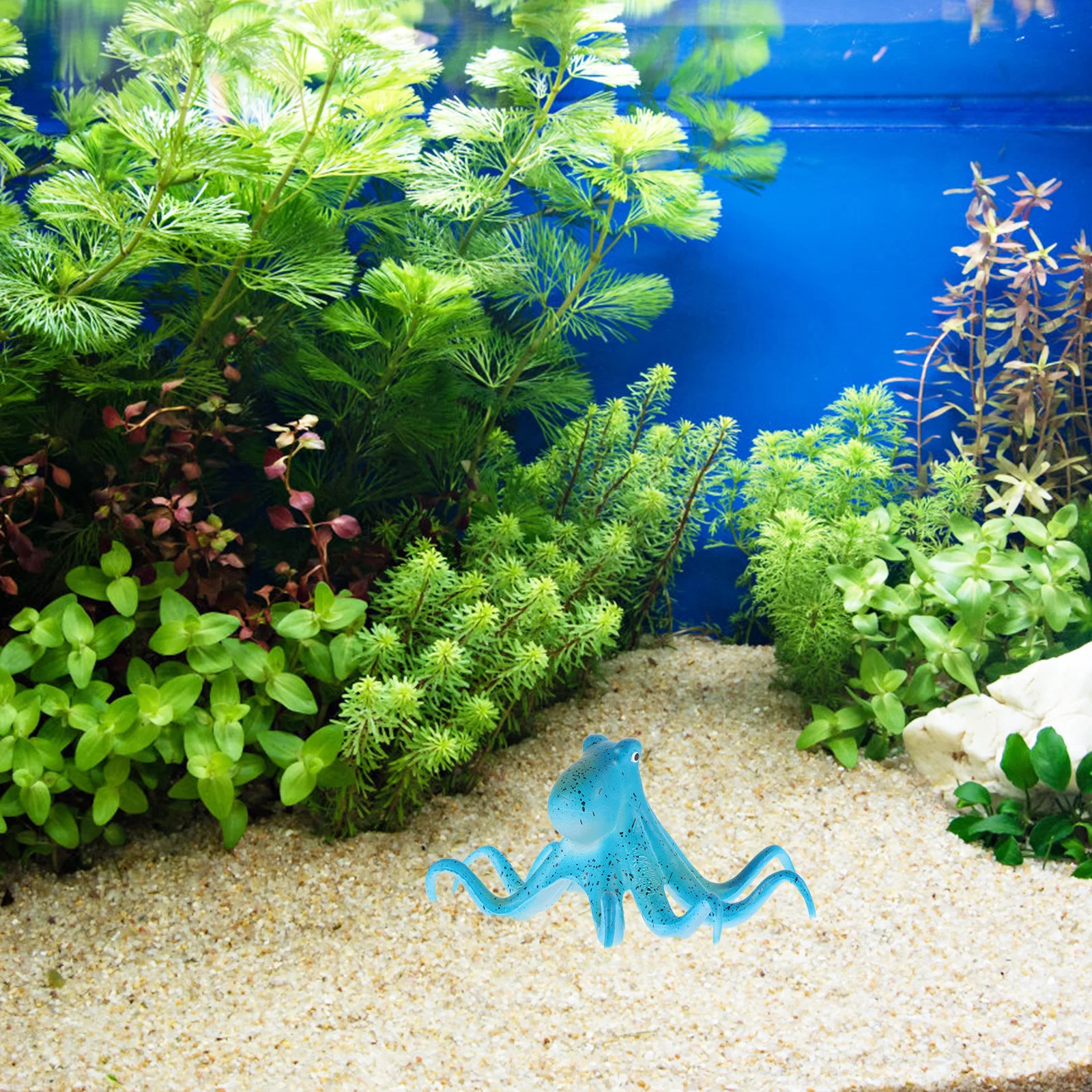 

Glowing Octopus Aquarium Decor Night Fluorescent Sea Blue Fish Tank L scape Accessory Realistic Detail Environmental Safe Water