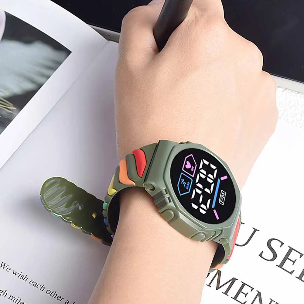 

Радужные силиконовые светодиодные цифровые водонепроницаемые детские часы для мальчиков и девочек, креативные спортивные студенческие наручные часы