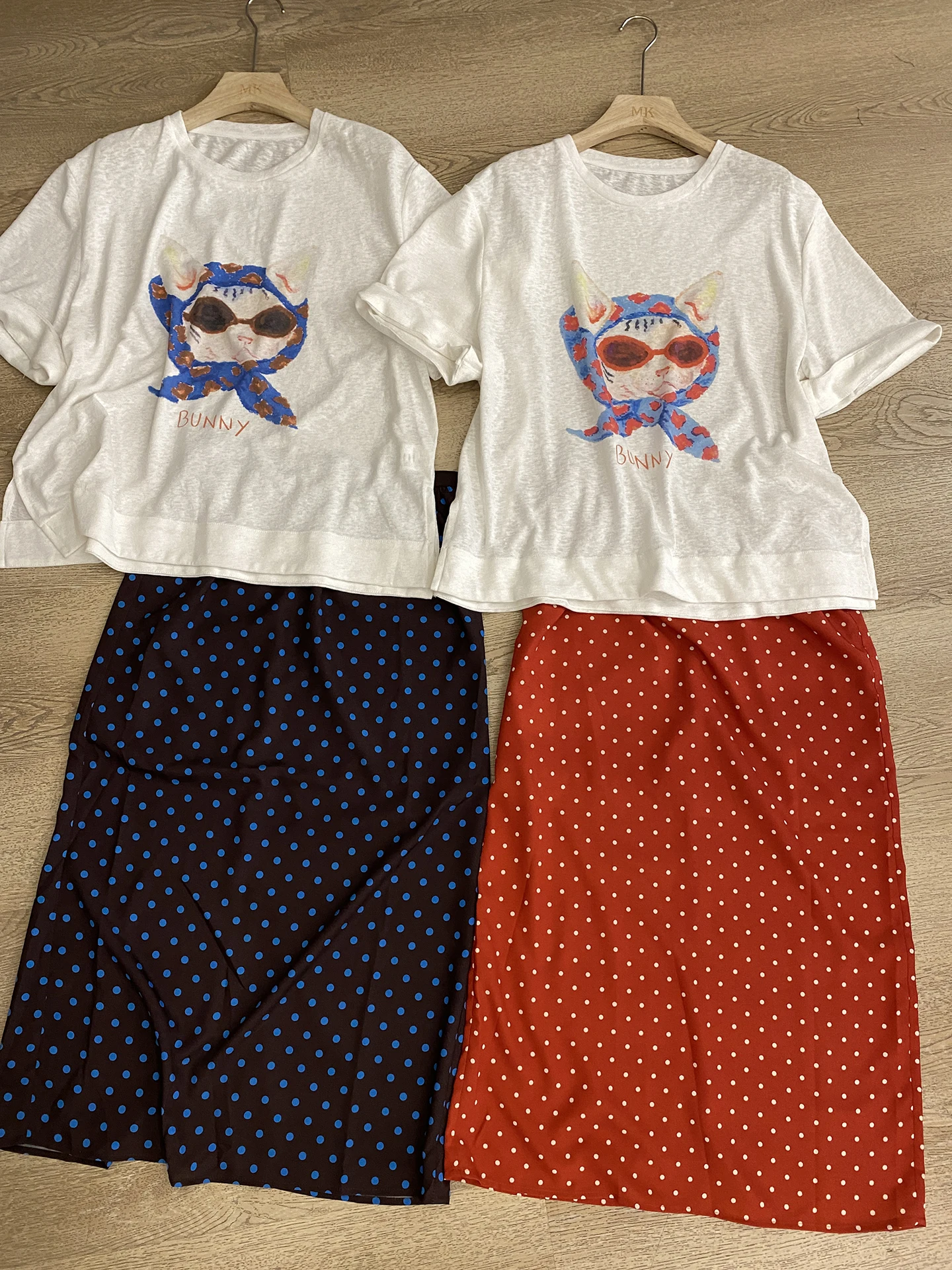 

Summer 2026 Women's Casual Style Loose Fit Polka Dot Print Short Sleeve T-Shirt And Half Skirt Two Piece Set Breathable Comfo...