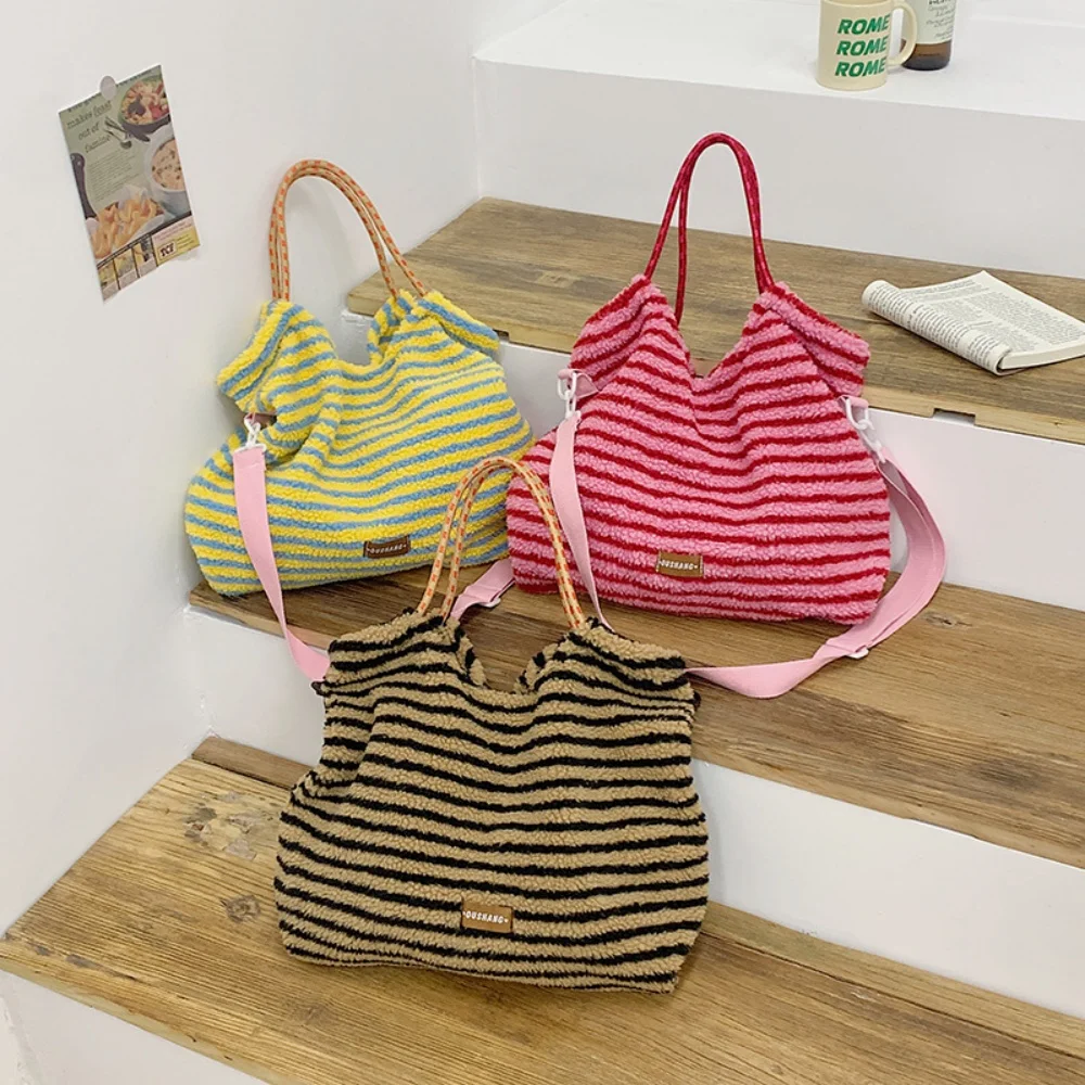 

Striped Tote Bag For Women Cute Travel Plush Simple Shoulder Bag Fluffy Large Capacity Handbag For Winter