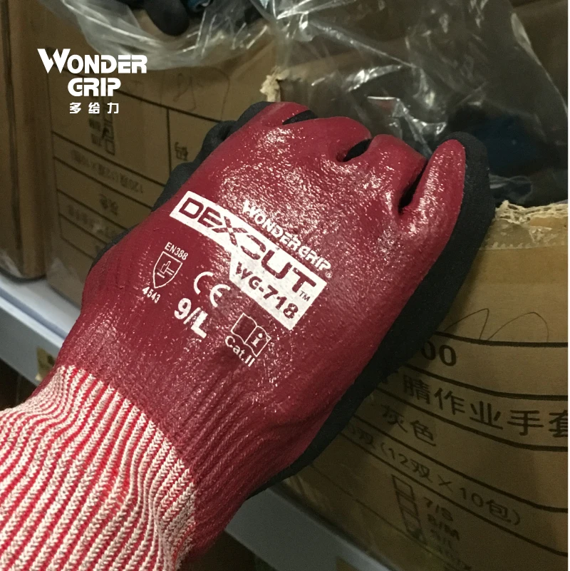 Anti Cut Resistant Work Glove Oil Proof Waterproof HPPE Fiberglass Butcher WG-718 Safety Glove Foam Sandy Nitrile EN388 4543