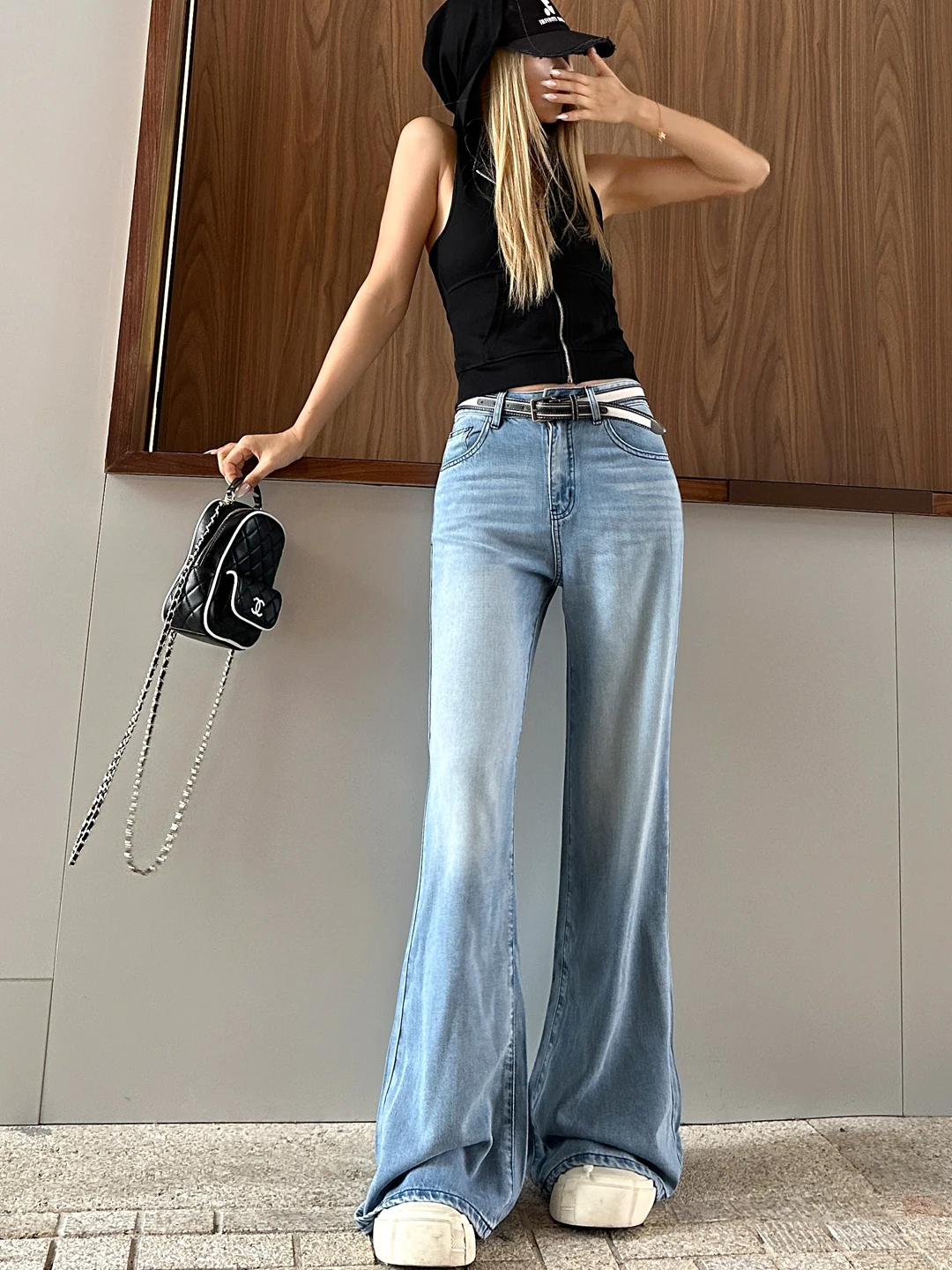 

Светло-голубые джинсы-клеш из денима для женщин, лето 2025, новинка, прямые, удлиняющие, повседневные брюки, с высокой талией, свободного кроя