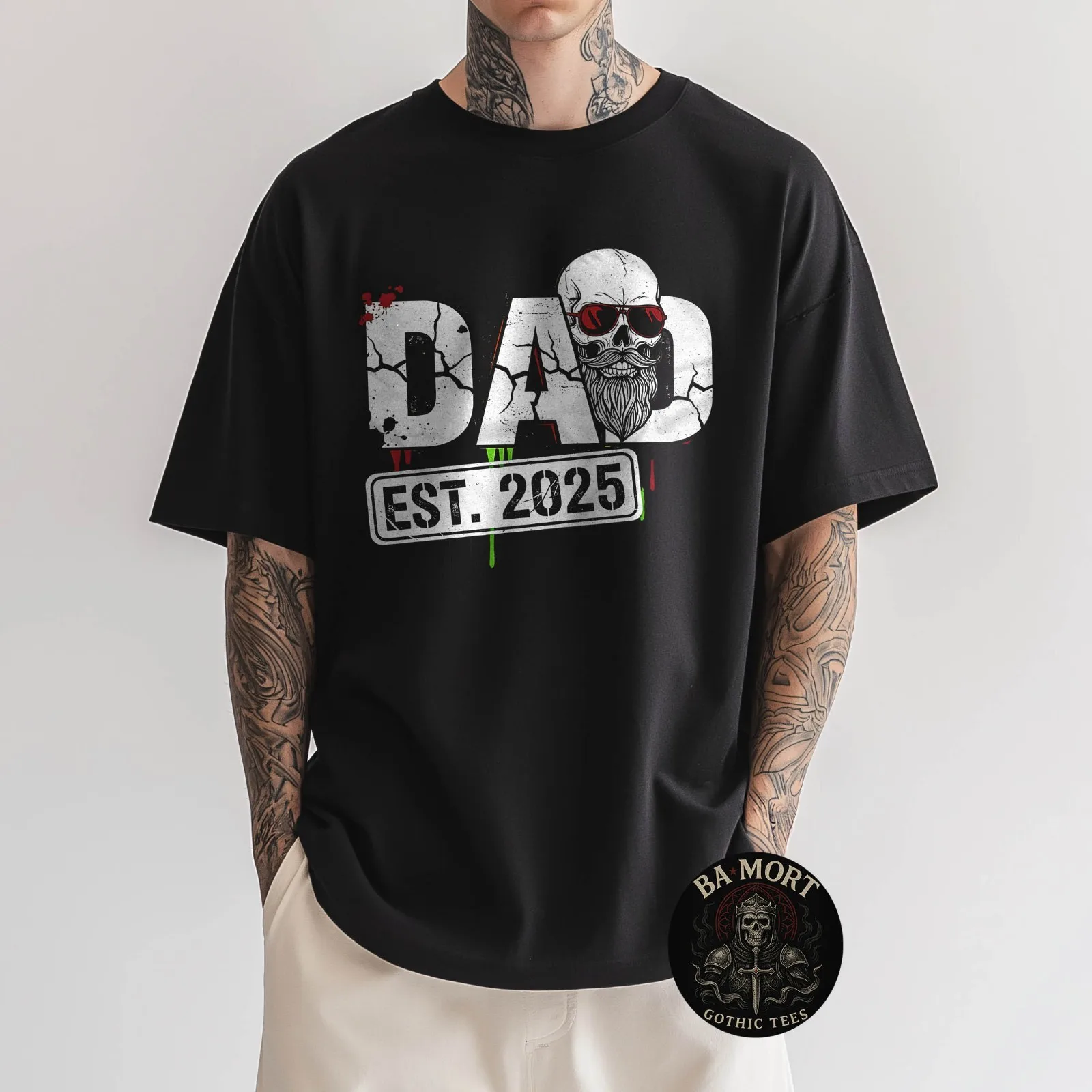 

Skull Grunge Style T-Shirt for Men, Bold Streetwear Design