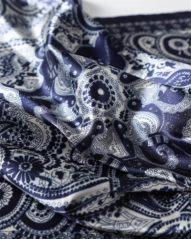90*90cm Damen Mode Bedruckter Quadratischer Schal Großer Seidenschal Luxuriöses Strandtuch Wickeltuch Damen Hijab Halstuch – Detail 7