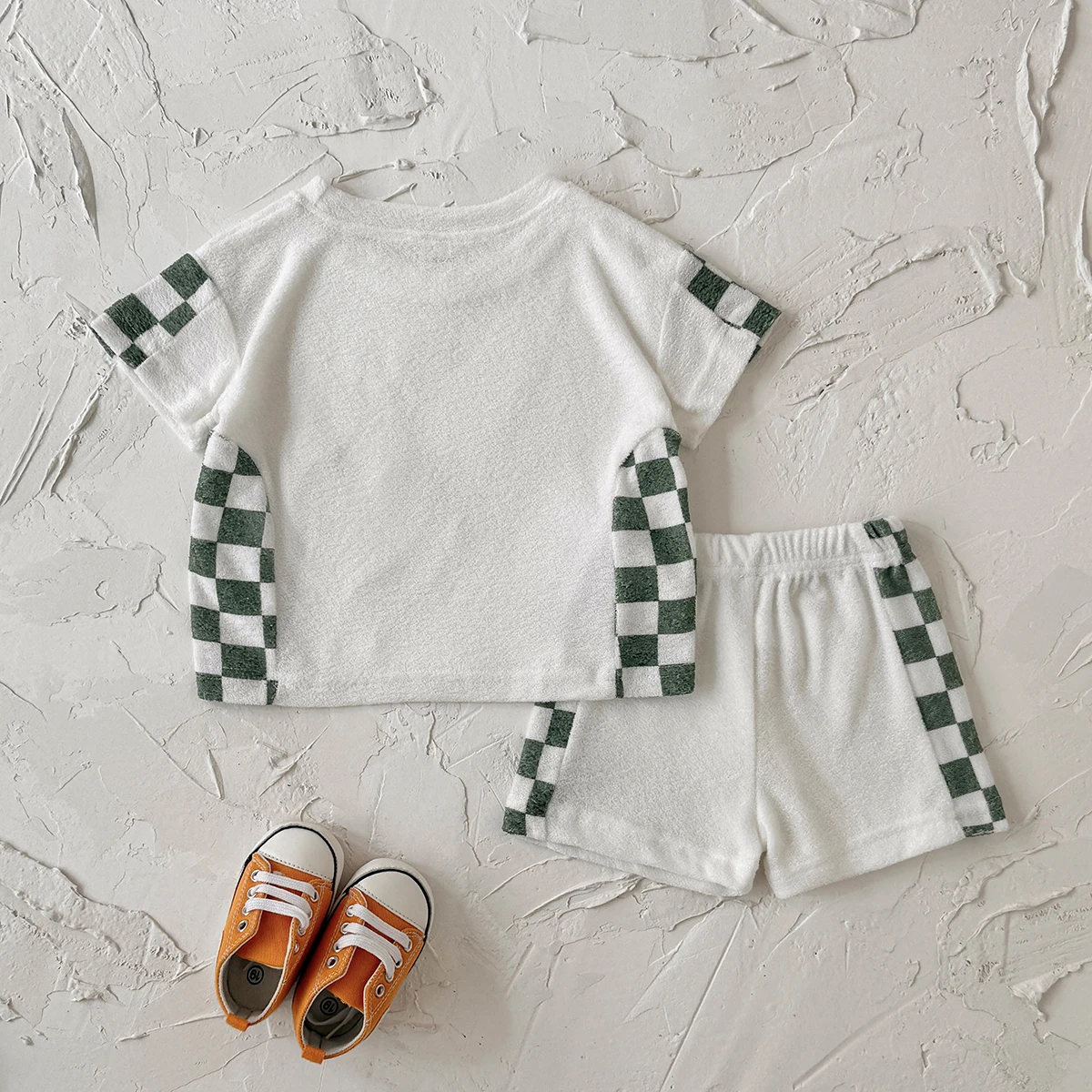 Baby 2Pcs Summer Outfits Short Sleeve Tops and Grid Print Shorts Set Toddler Summer Clothes Suitable for Infants Aged 0-3 Years