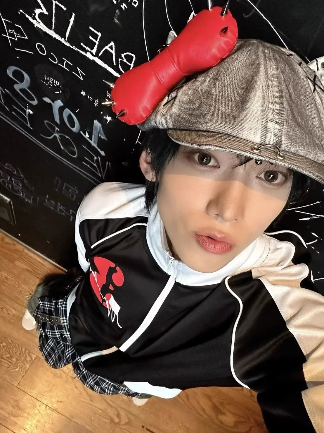 

2025 Mowalola High Street Luxury Jacket Autumn Sports Street Casual Jacket WY1392