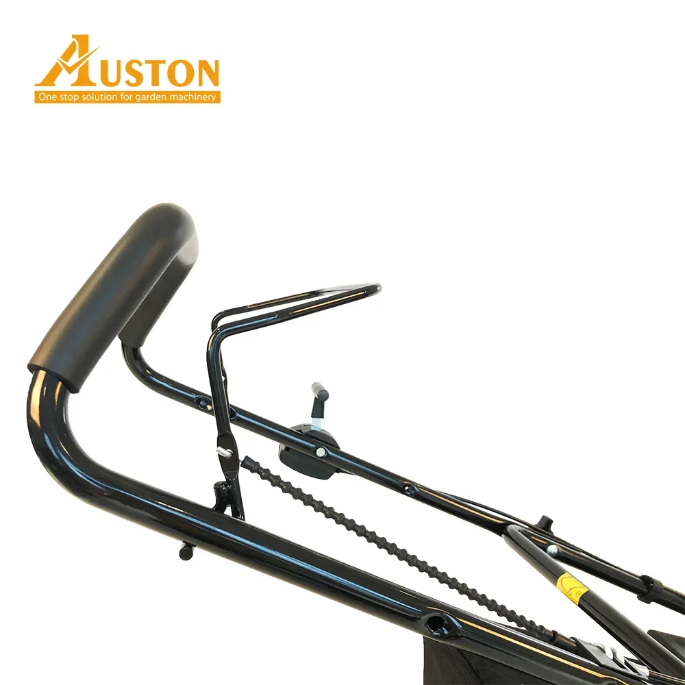 

21-дюймовая самоходная газонокосилка 4в1