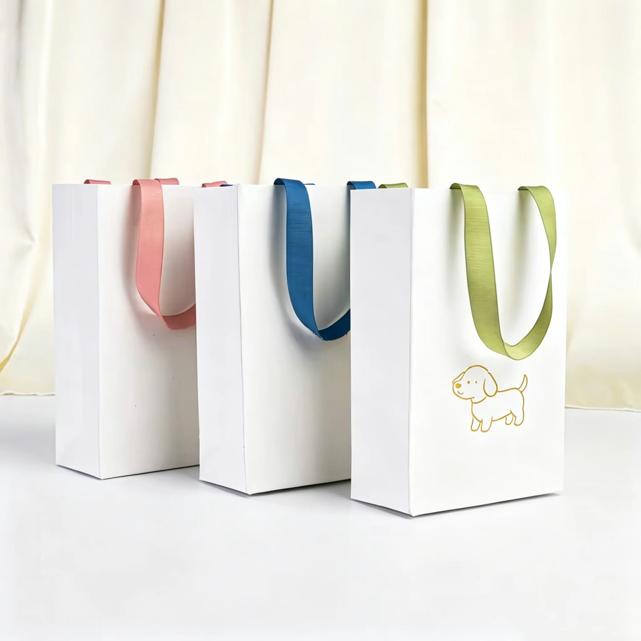 

Custom Logo Jewelry Packaging Handle Bags Paper Shopping White Tote Bag Wedding Gift Candy Souvenirs Cosmetic Oil Clothes Pouch
