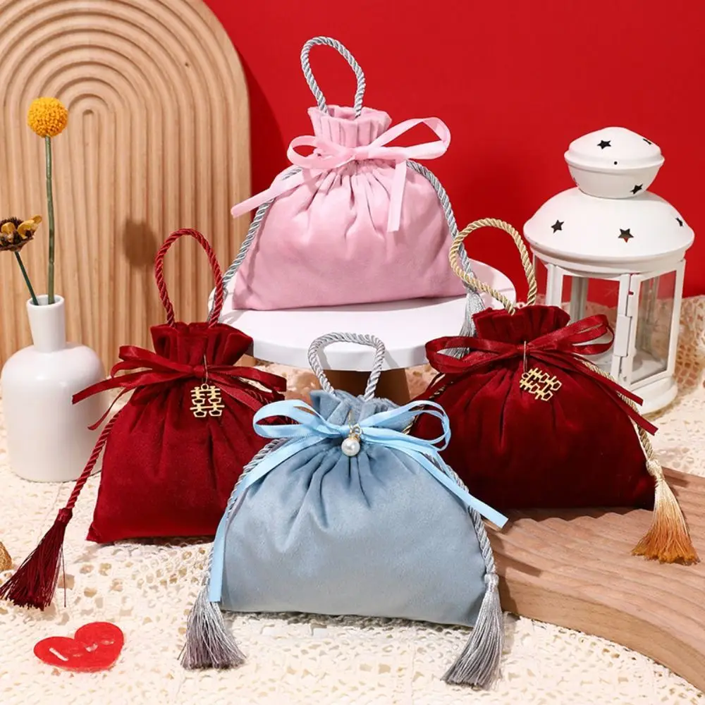 Jewelry Organizer Chinese Drawstring Candy Bag Velvet Tassel Flannel Gift Bag Traditional Wine Red Wedding Gift Bag Wedding