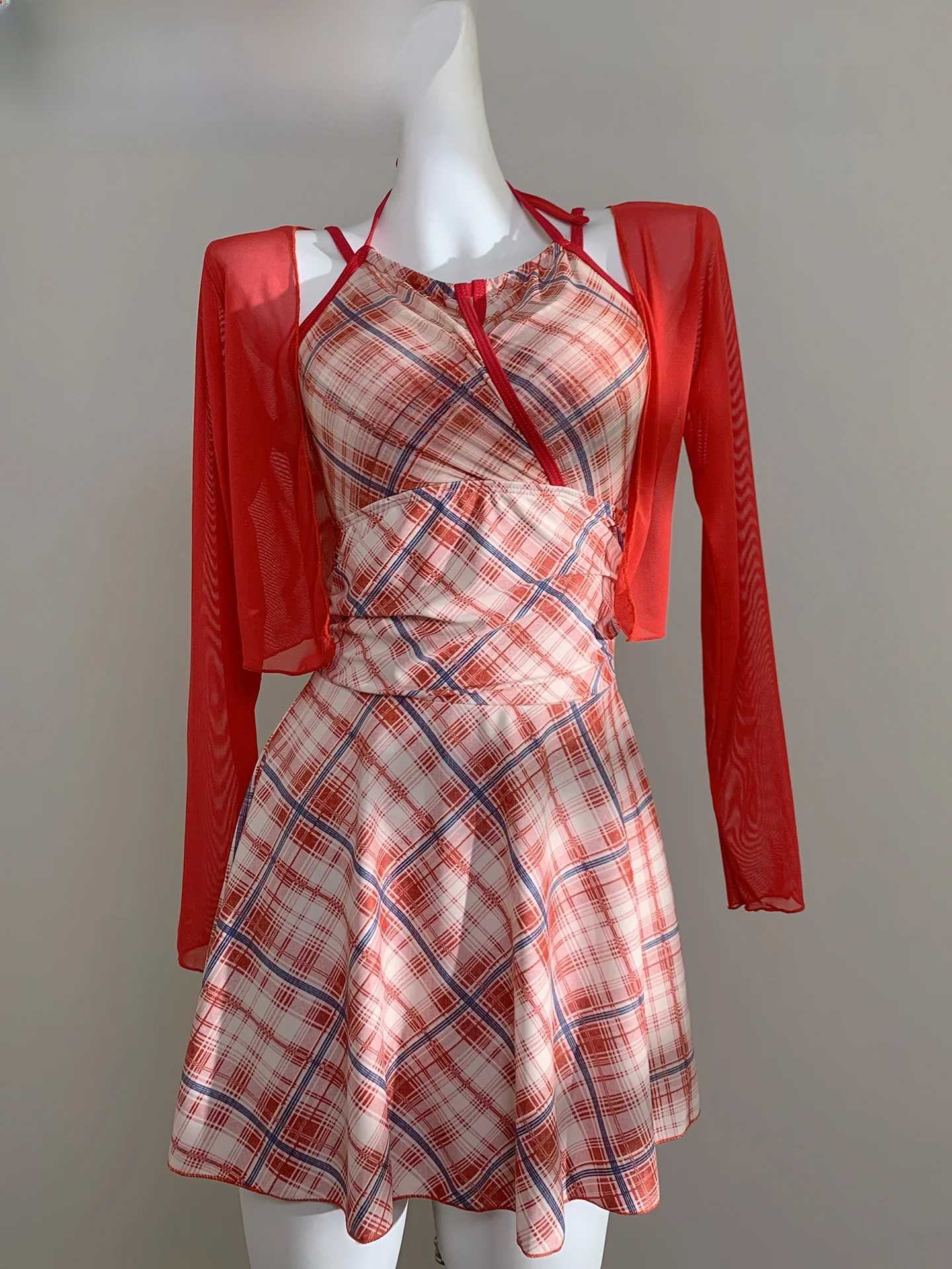 

Консервативный цельный купальник и комплект из двух частей с накидкой для женщин, для термальных источников и пляжного отдыха. Новинка.