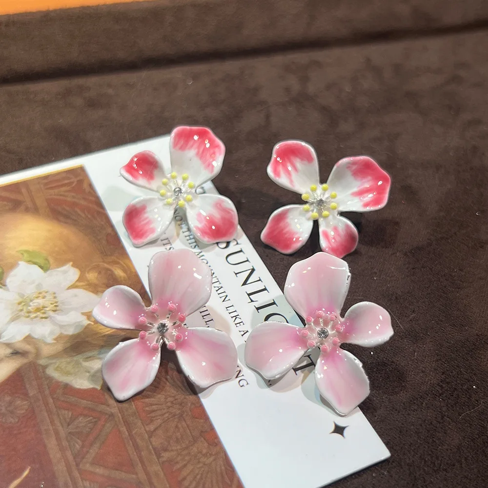 French flower oil painting exquisite fashion niche design sense Monet garden series French retro versatile S925 ear