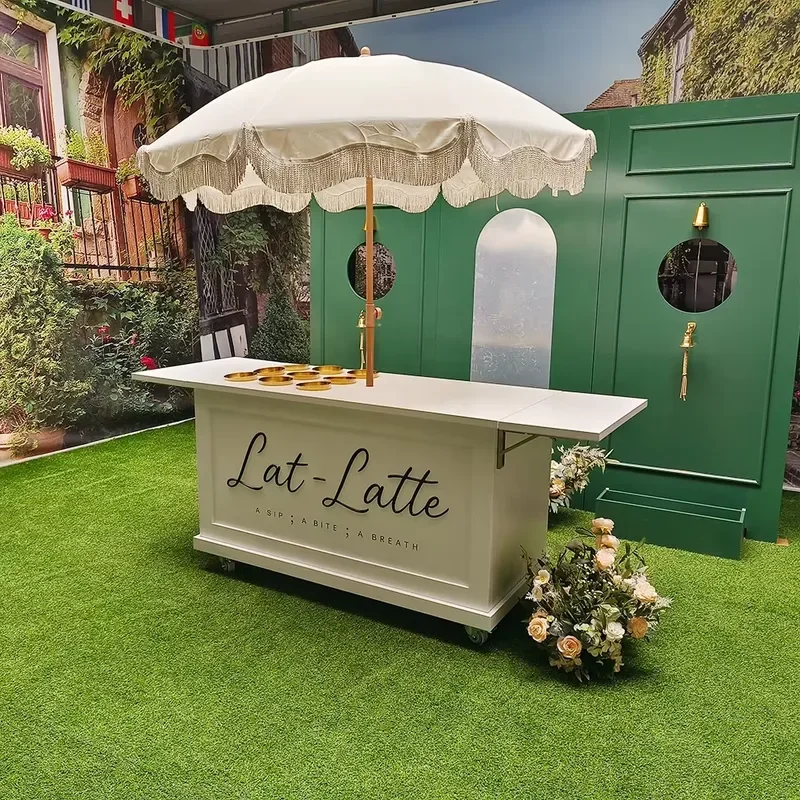 Custom Mobile Metal 4-Wheel Candy Cart Detachable Design Fast Food Cart for Charcuterie Service