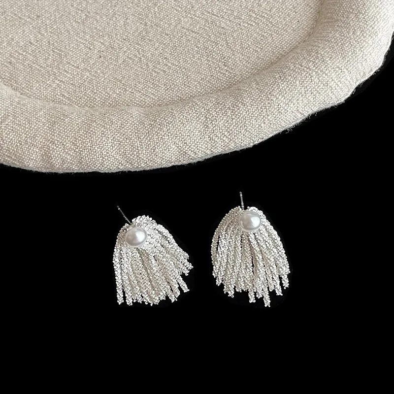 

Minar Textured Shiny Silver Water Wave Chain Tassel Imitation Pearl Drop Earrings for Women Ladies Handmade Anniversary Gift