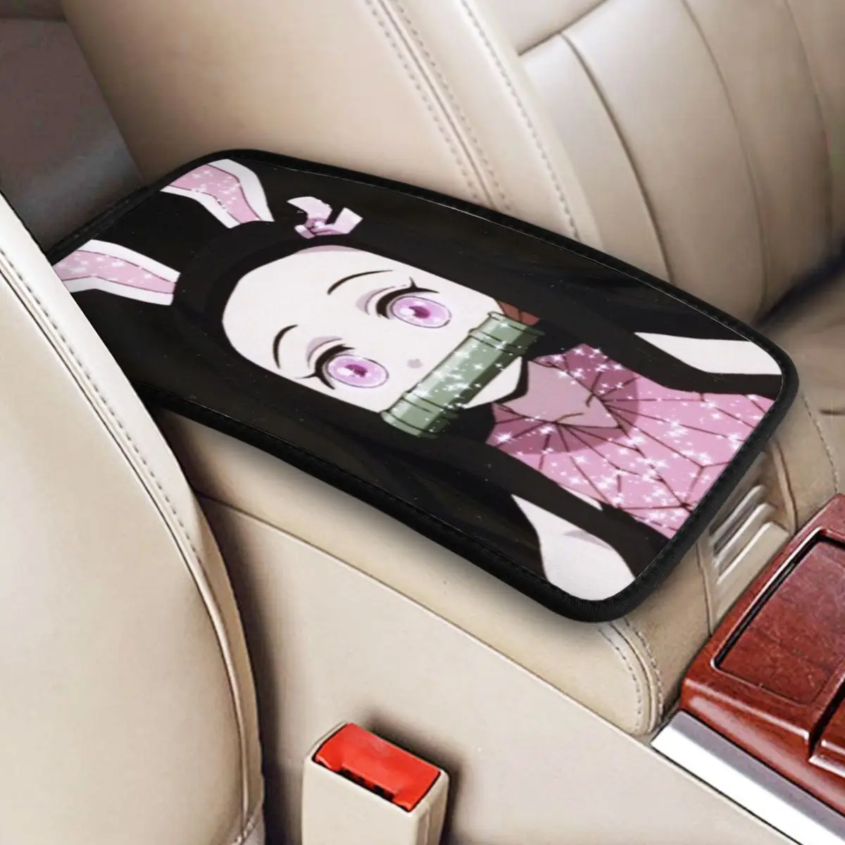 غطاء مسند ذراع سيارة منقوش قاتل الشياطين ، حصيرة كونسول مركزي ، وسادة سيارات ، إكسسوارات داخلية للسيارة