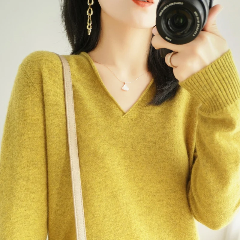 Women Pure Wool Crimped Collar Knit Sweater V-Neck Soft Pullover Solid Bottoming Casual Knitted Tops Cashmere Female Sweater