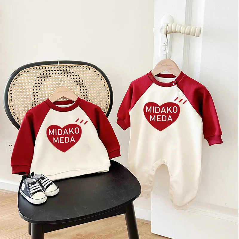 2026 الخريف الأسرة مطابقة الجولة الرقبة هوديي الأم ابنة الأب الابن البلوز رومبير الطفل الزي للجنسين الاطفال الوالدين المحملة