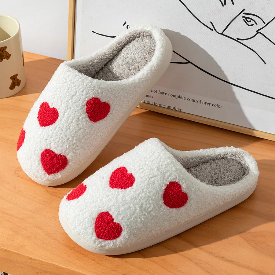 Women Slippers Fashion Little Heart Funny Love Shoes for Gift Mules Fuzzy Comfy Soft Sole Bedroom Slides Ladies Home Shoes