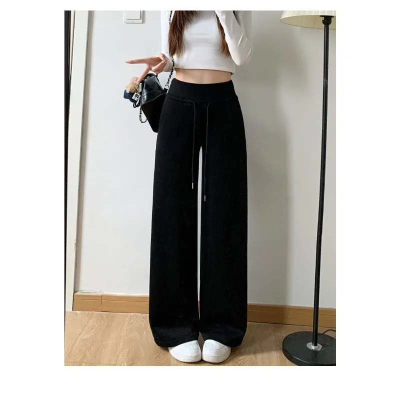 بنطال رياضي رياضي للنساء في الخريف بنطال عالي الخصر ونحيف ومتعدد الاستخدامات وفضفاض غير رسمي واسع الساق قليلاً