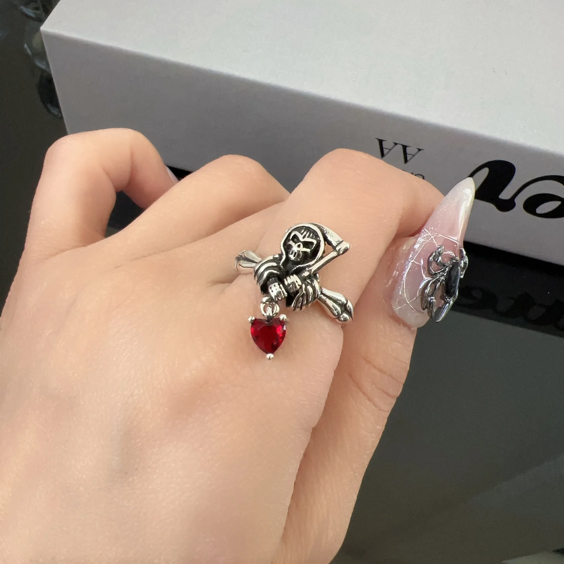 American Style Silver Color Red Zircon Skull Death God Sickle Ear Buckle，ring Men Hip Hop Rock Motorcycle Jewelry Ring Earring