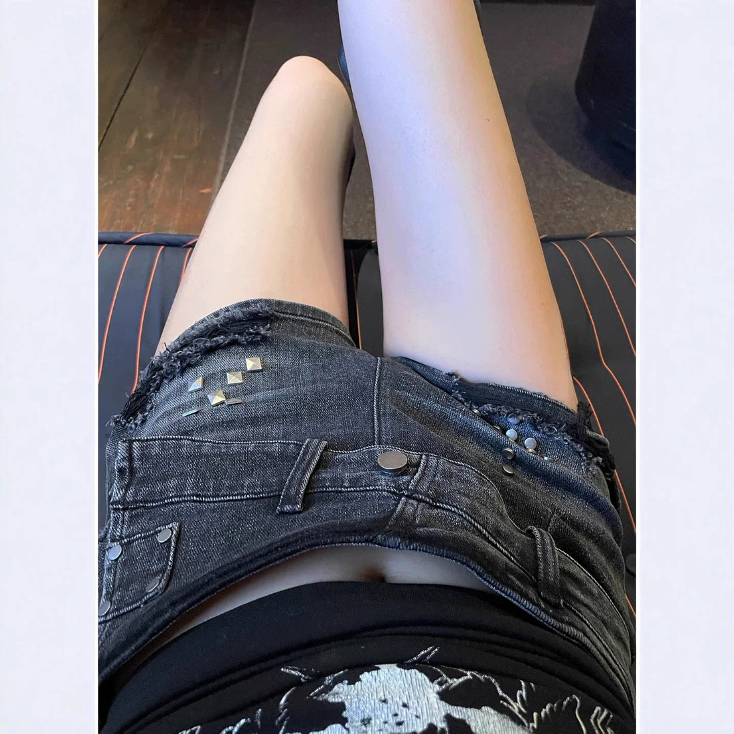 Summer Women American Retro Goblin Core Low Rise Jean Shorts Y2K Harajuku Dark Academia Korean Kpop Chic 2000s Denim Hot Pants view 5