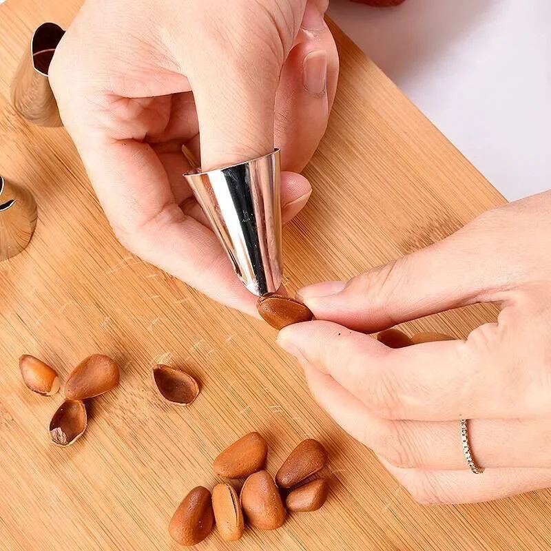 

Stainless Steel Bean Peeler and Shell Opener Multifunctional Vegetable Picking Thumb Knife, Fruit Peeler Small Tool Nail Cove