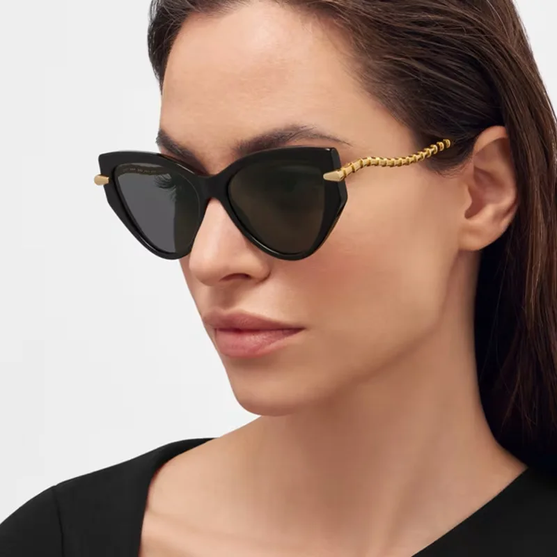 

Classic Cat Eye Sunglasses Women Men Vintage Brand Sun Glasses Metal Frame Retro Trendy Fashion Style Shades Oculos De Sol UV400