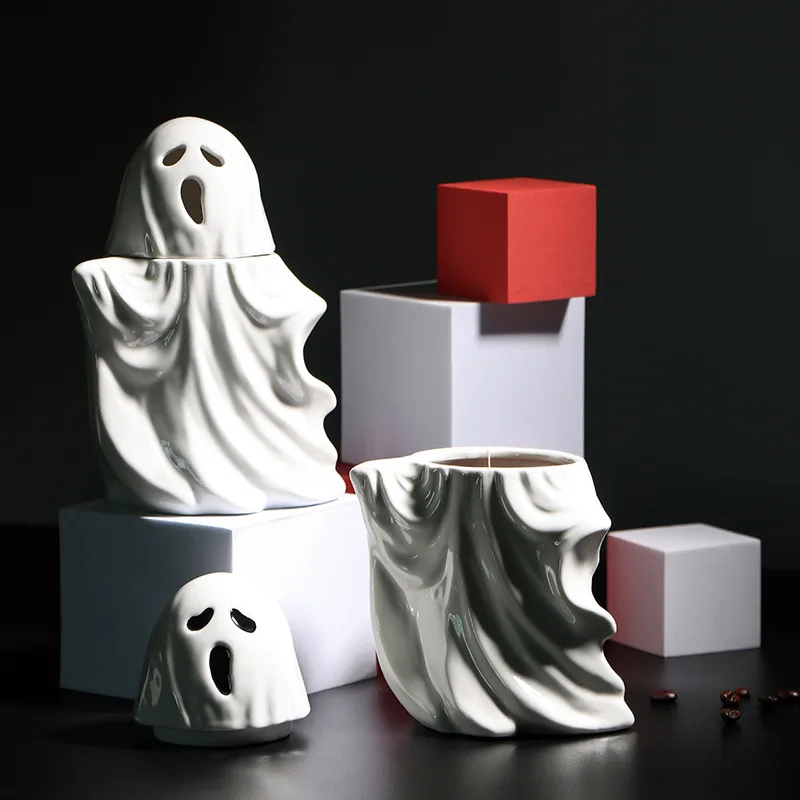 

Halloween Pottery Coffee Mug with Lid Creative Ghost Pattern C Shape Handle Decor Cup for Office Men Women Friends Gifts