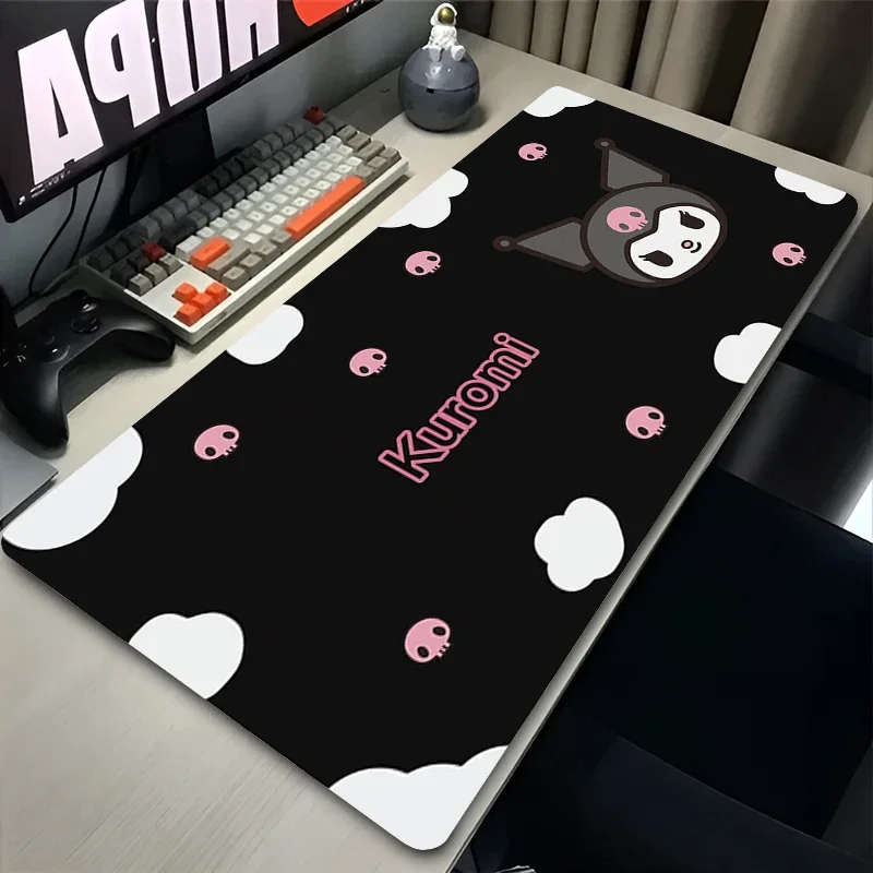 

Коврик для стола Kawaii Bow Extended, аниме Sanrio Gamer, кожаная клавиатура Kuromi с заячьими ушками, офисный коврик с фиолетовым черепом, коврик для мыши