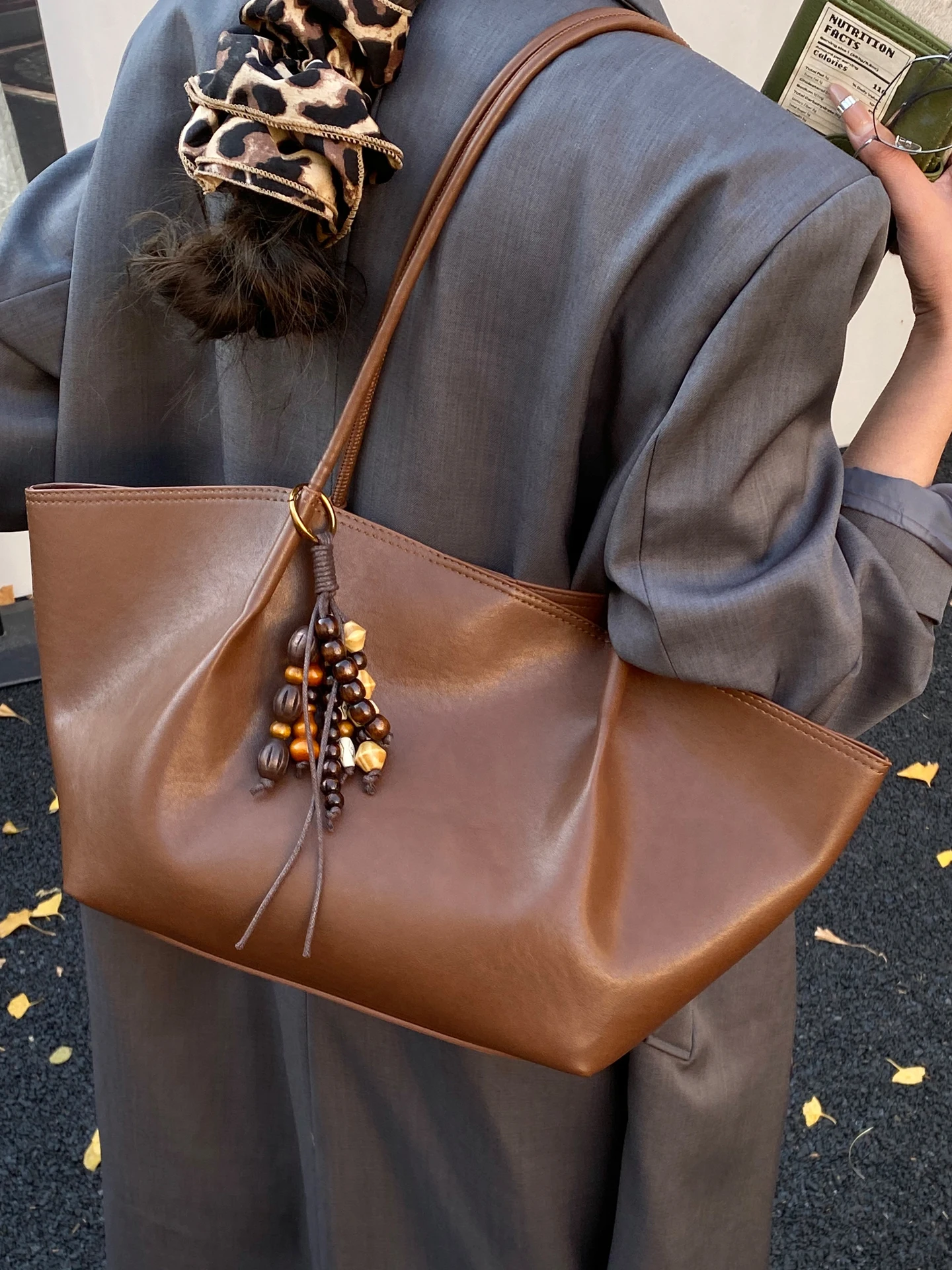 Faionable Large Capaci Women's oulder Bag Lightweight Winter Commuter Bag Korean Sle Versatile Handbag Casual Simple ...