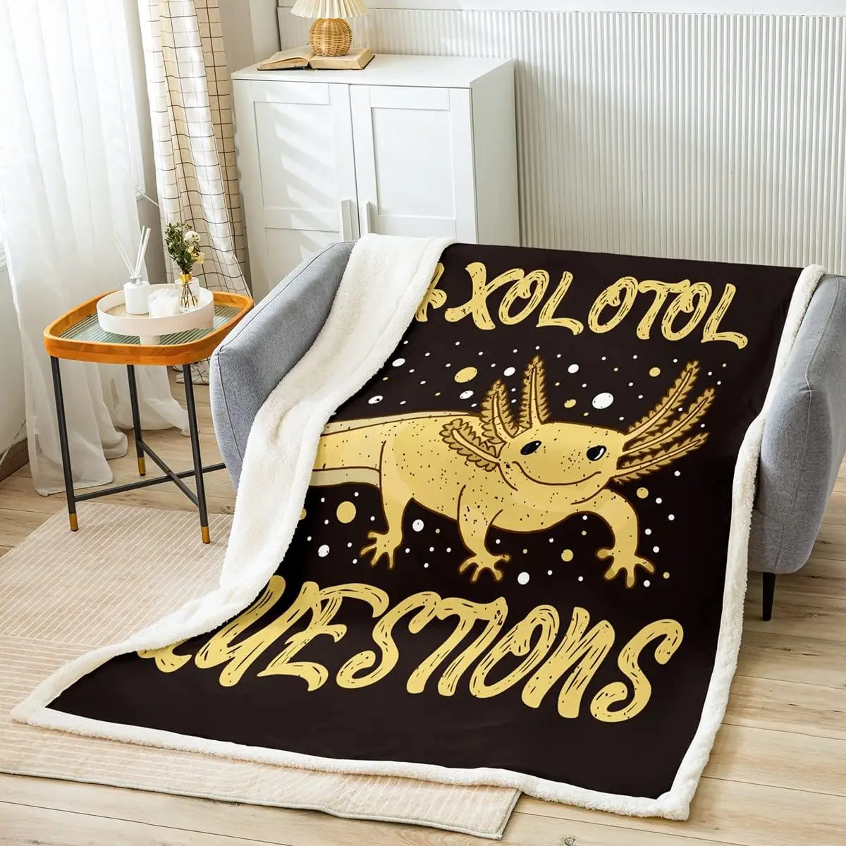 Cute Axolotl Throw Blanket Yellow Salamander Fleece Throw Blanket Kawaii Ocean Sealife Plush Blankets Black Sherpa