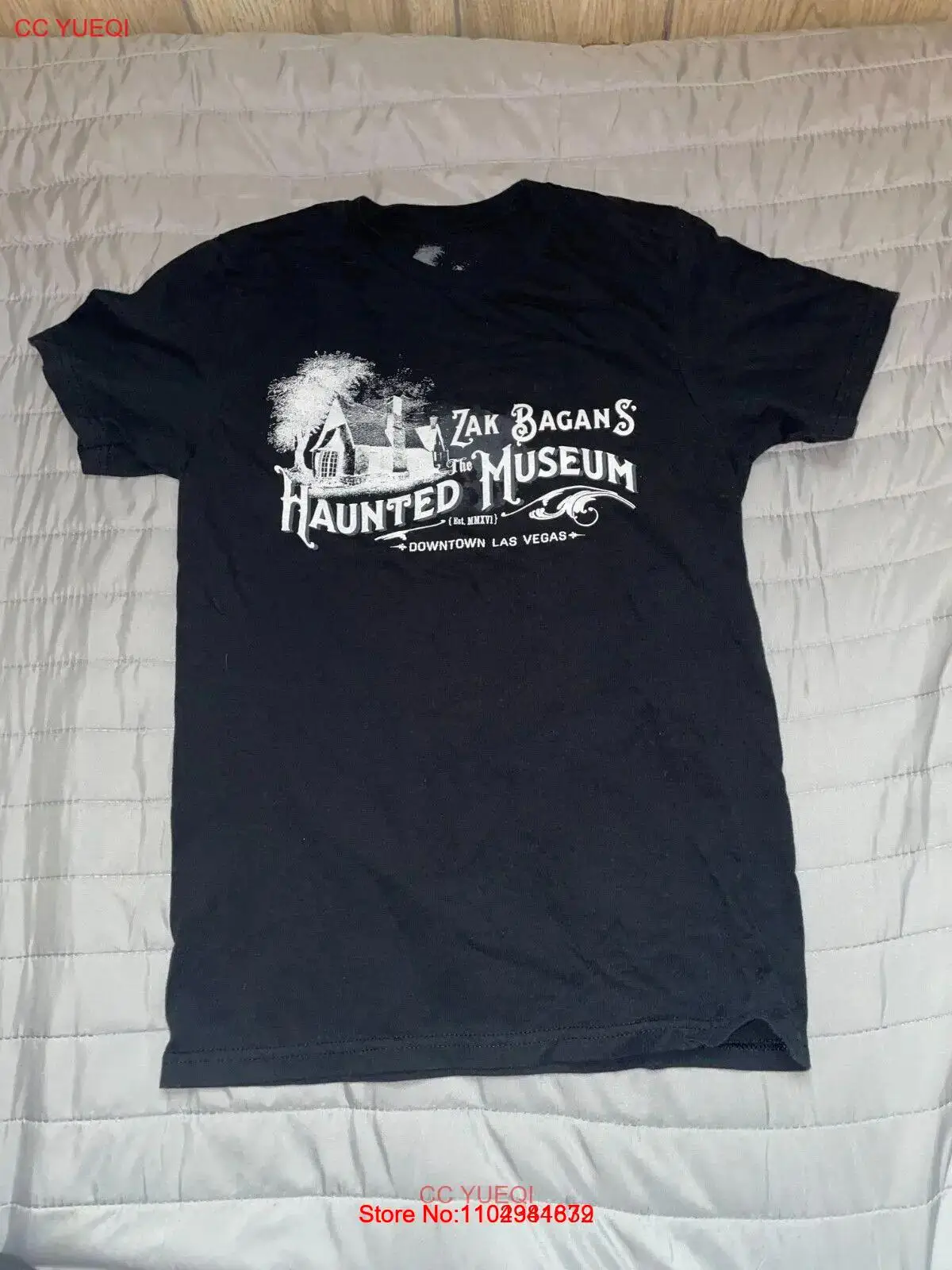 ZAK BAGANS' HAUNTED MUSEUM DOWNTOWN LAS VEGAS SHIRT Ghost Halloween Scary Small