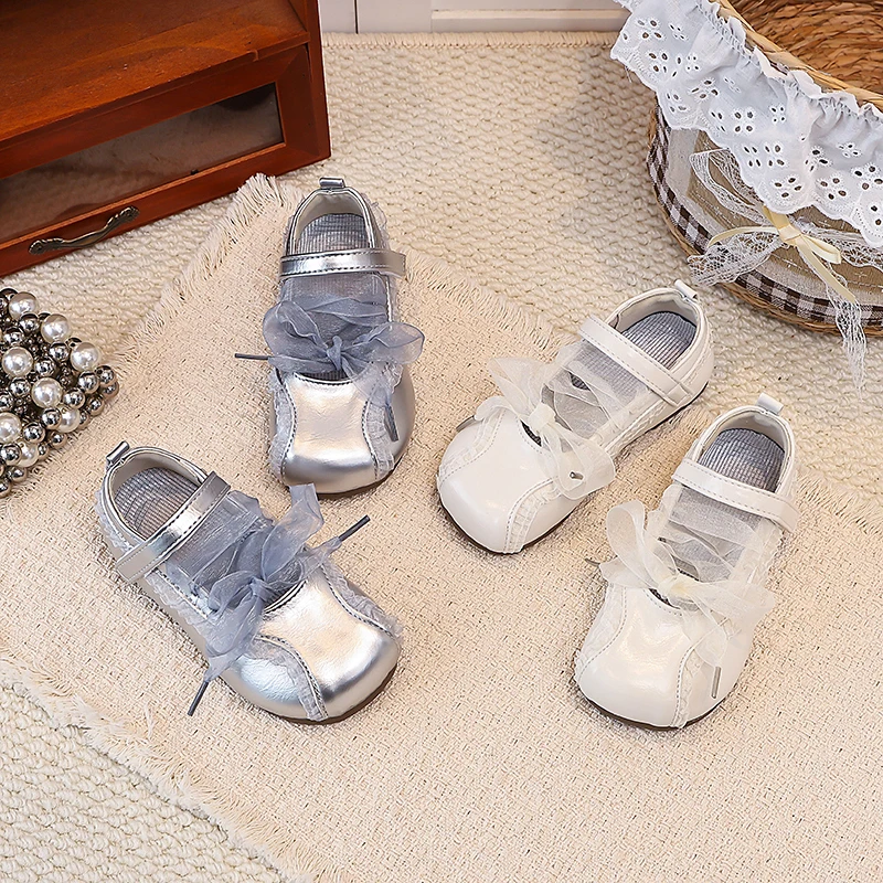 Girls Princess Dress Flat Shoes Sweet Lace Ruffled Edge Children Leather Shoes Wedding Party Perform Kids Causal Mary Jane Shoes