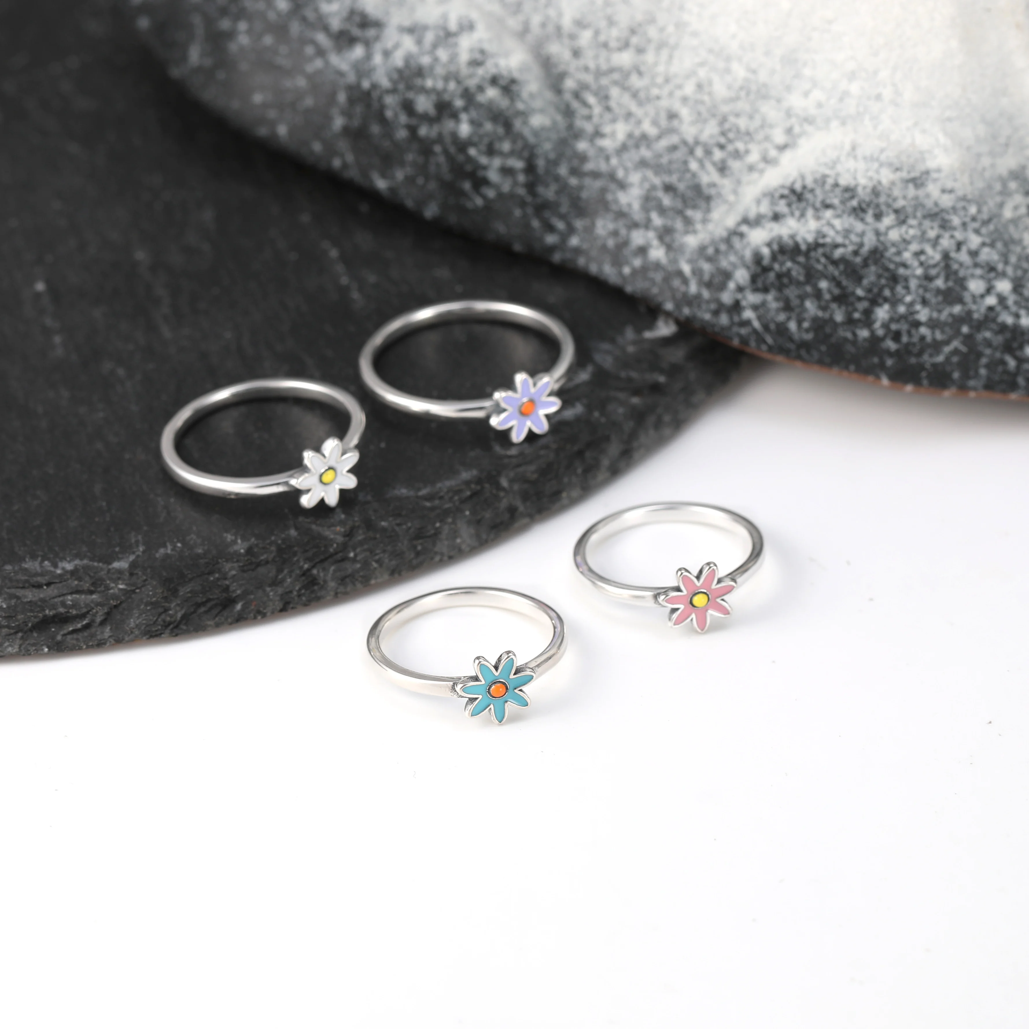

R035 genuine 925 sterling silver fashionable and exquisite Enamel Mini Flower Ring