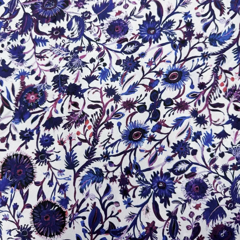 

1 метр, 100% шелковая шелковая ткань 16 Momme Charmeuse, белая с синим цветочным принтом, ширина 140 см, 55 дюймов, по дворам JX064