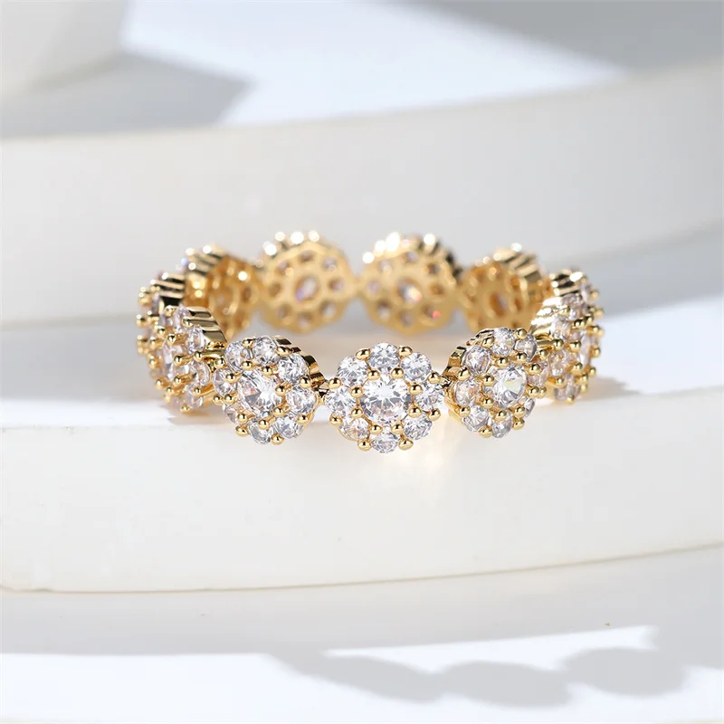 Luxus Weiblichen Charme Weiß Zirkon Ring Gelb Gold Farbe Ringe Für Frauen Kristall Stein Engagemen Schmuck