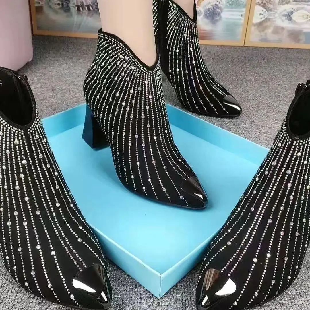 

2024 New Women Rhinestone Ankle Boots,Fashion Autumn/Winter Shoes,Shine Short Botas,Side Zip,Pointed Toe,Black