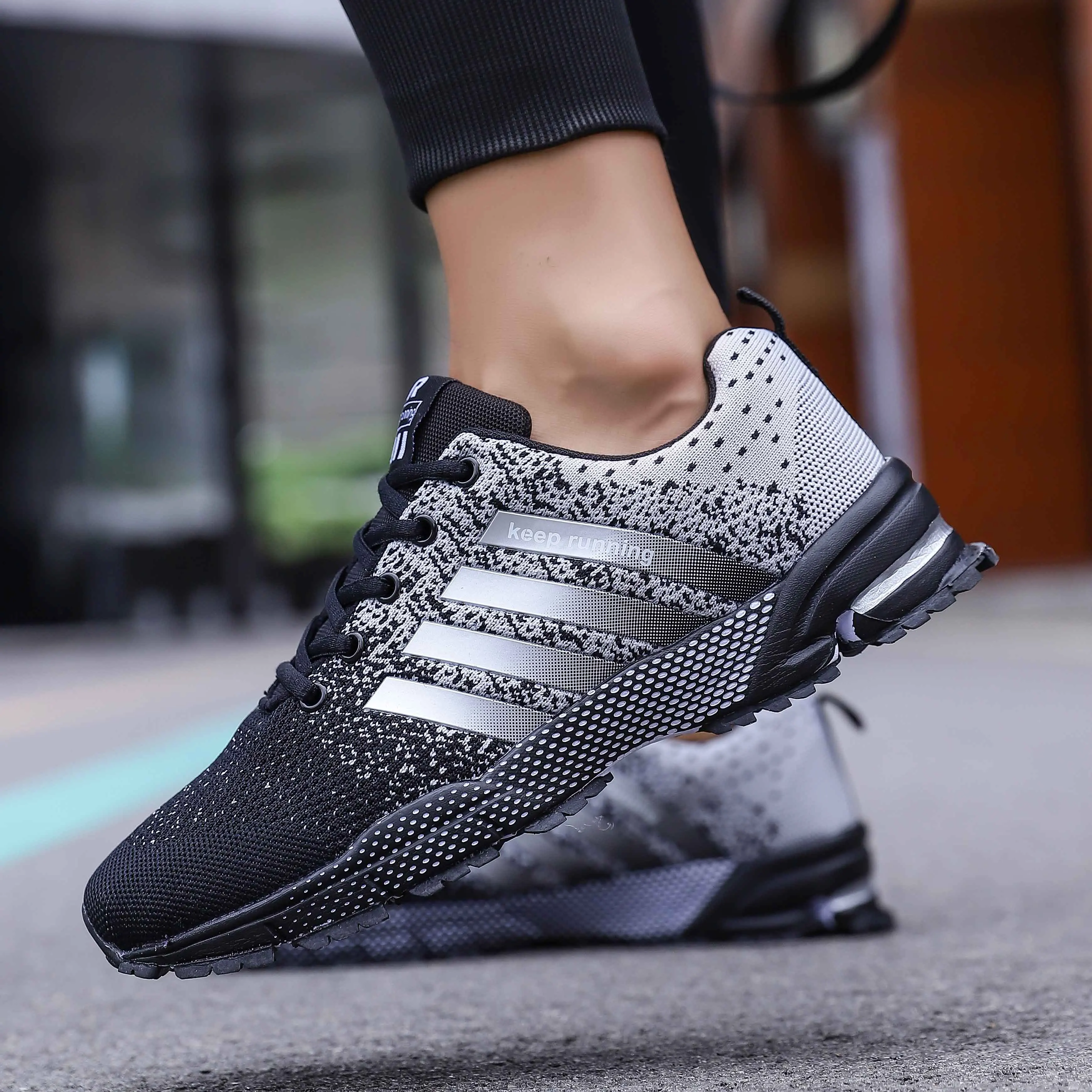 Original Men Shoes Breathable Running Sneakers Man Outdoor Light Comfortable Mesh  Casaul Tenis Walking Zapatillas Hombre