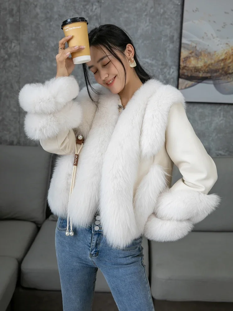 Imported Fox Fur Coat Women's Clothing V-neck Long Sleeve Short Fashion Young Model 2022 New Sheepskin Fur Integrated Jackets