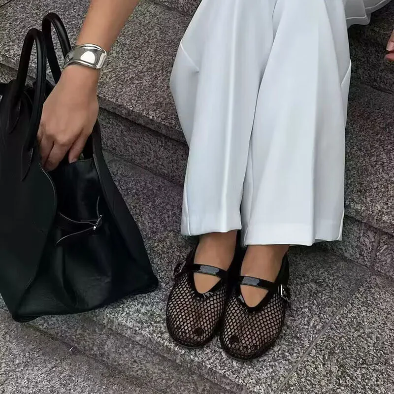 

Модные женские сетчатые балетные туфли с круглым носком и ремешком с пряжкой