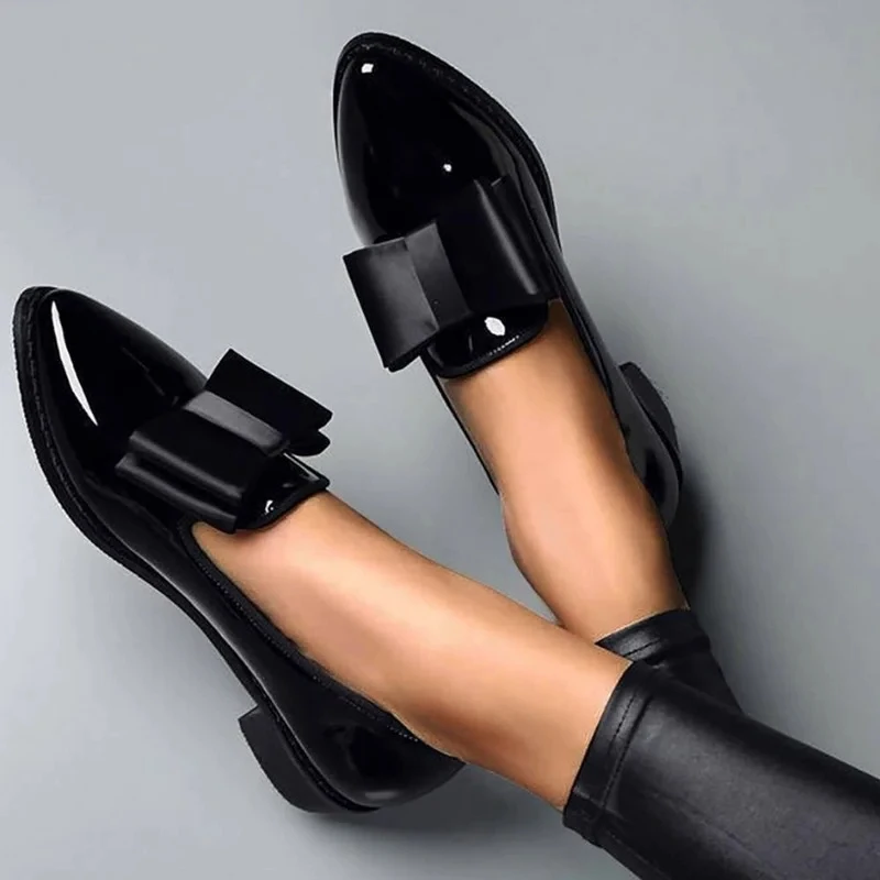 Flat Shoes for Women Patent Leather New Women's Loafers Bow Decor Pointed Toe Shallow Mouth Commuter Daily Casual Shoes