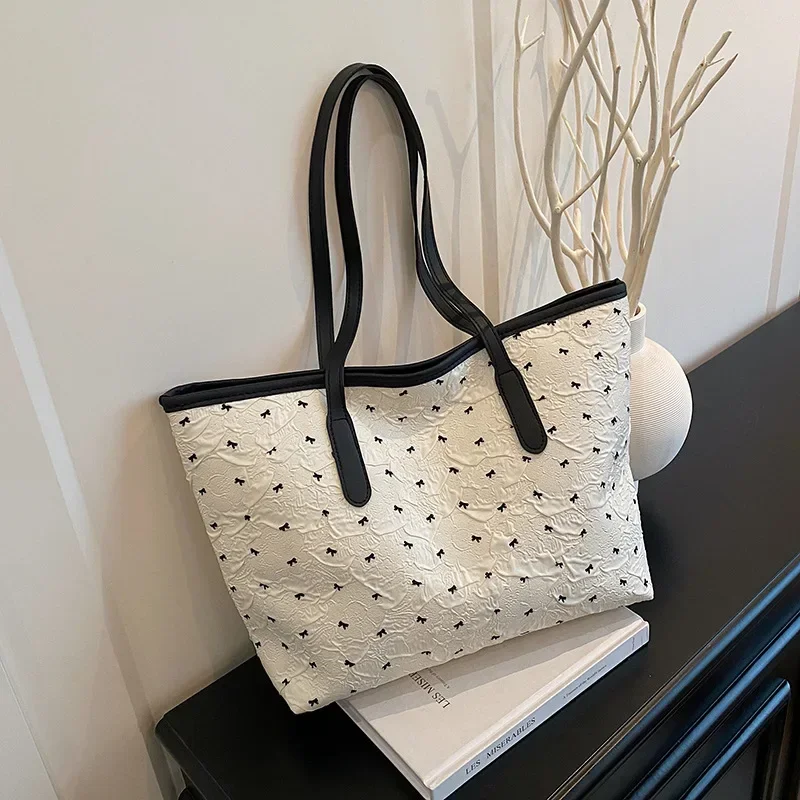 Sommerliche, farbenfrohe Tragetasche mit Schleife für Damen, große Kapazität, trendige, vielseitige Hand- und Schultertasche, ideal für Pendler, Alltag und Freizeit. – Detail 1