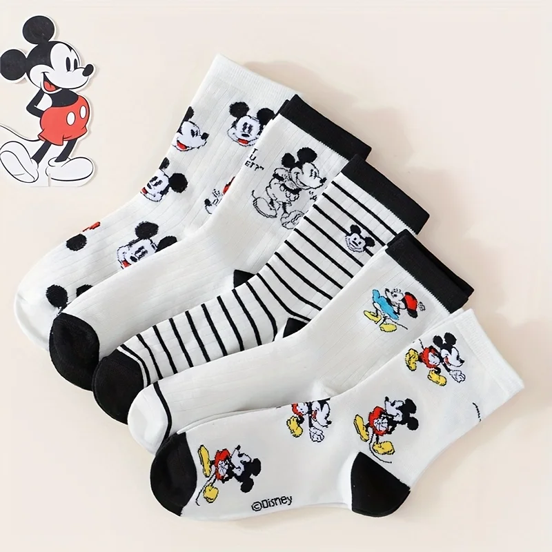 5 Pairs Of Spring And Summer Unisex Black And White Color Blocked Fashionable Cartoon Pattern Versatile Striped Letter Long Sock