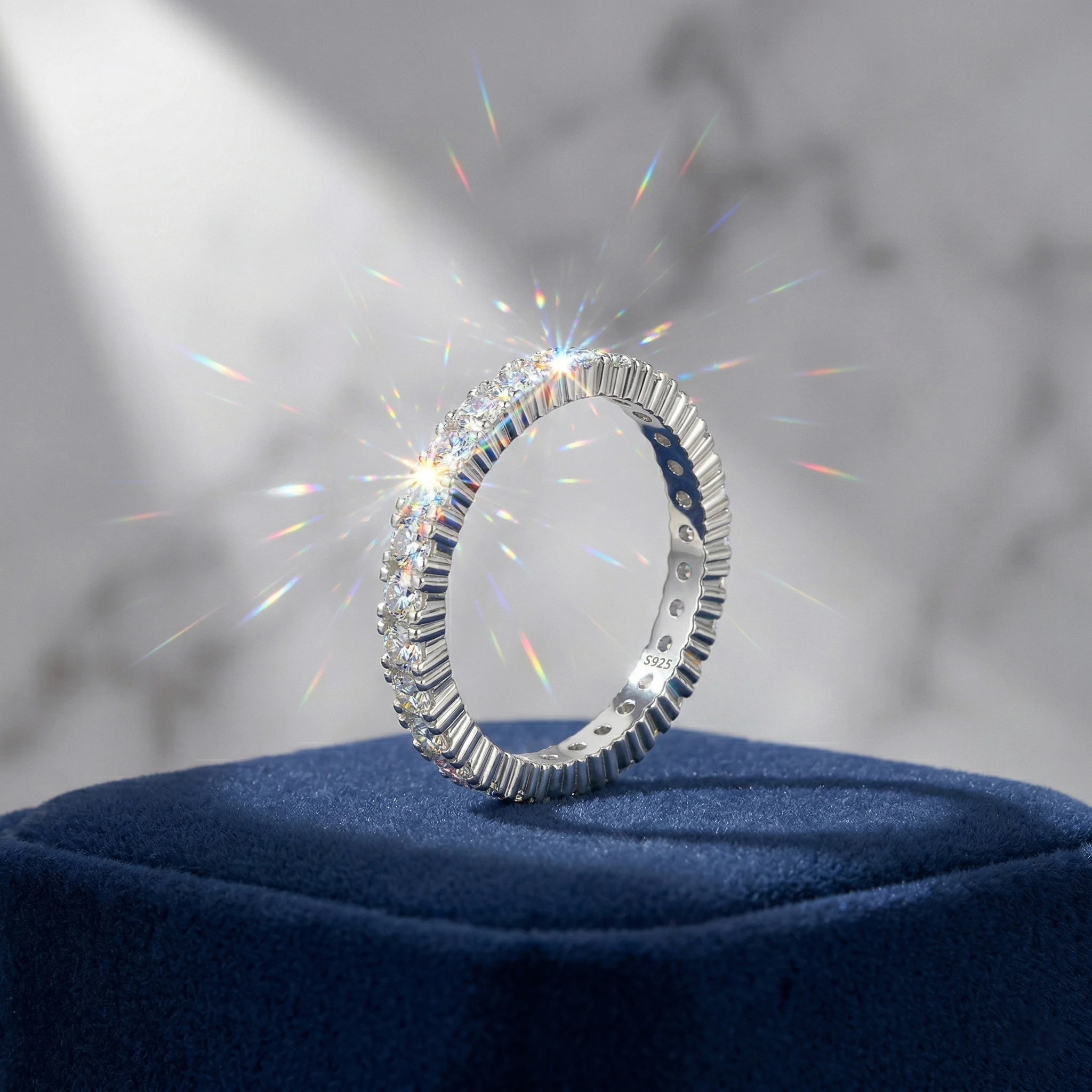 

Кольцо Full Eternity с муассанитом, серебро 925 пробы, цвет D, чистота VVS1, полностью инкрустированное, для повседневной носки, унисекс, проходит проверку на алмазном тестере